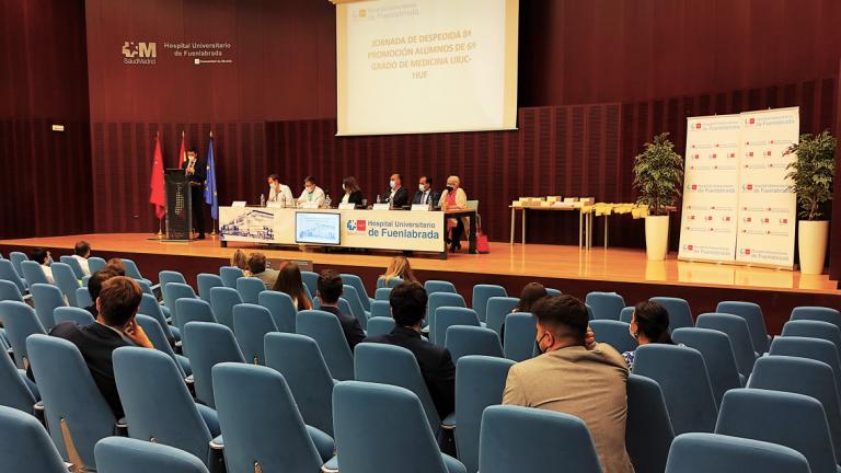 acto de graduacion estudiantes de medicina